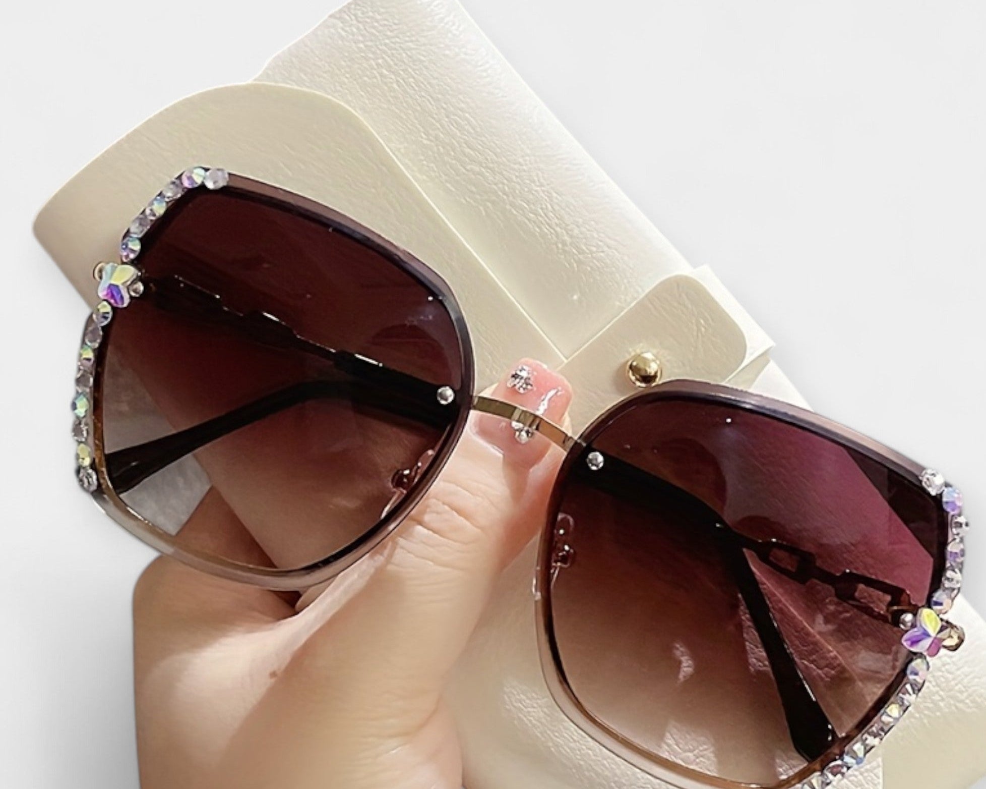 Dámské brýle s gradientním efektem