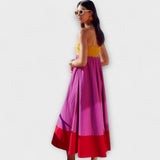 Šaty s ramínky ve stylu bareevného bloku