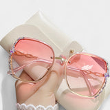 Dámské brýle s gradientním efektem