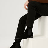 Minimalistické Slip-On Chelsea Boty – Černý Vzhled Z Semiše, Elastické Boční Panely, Plná Podpatka