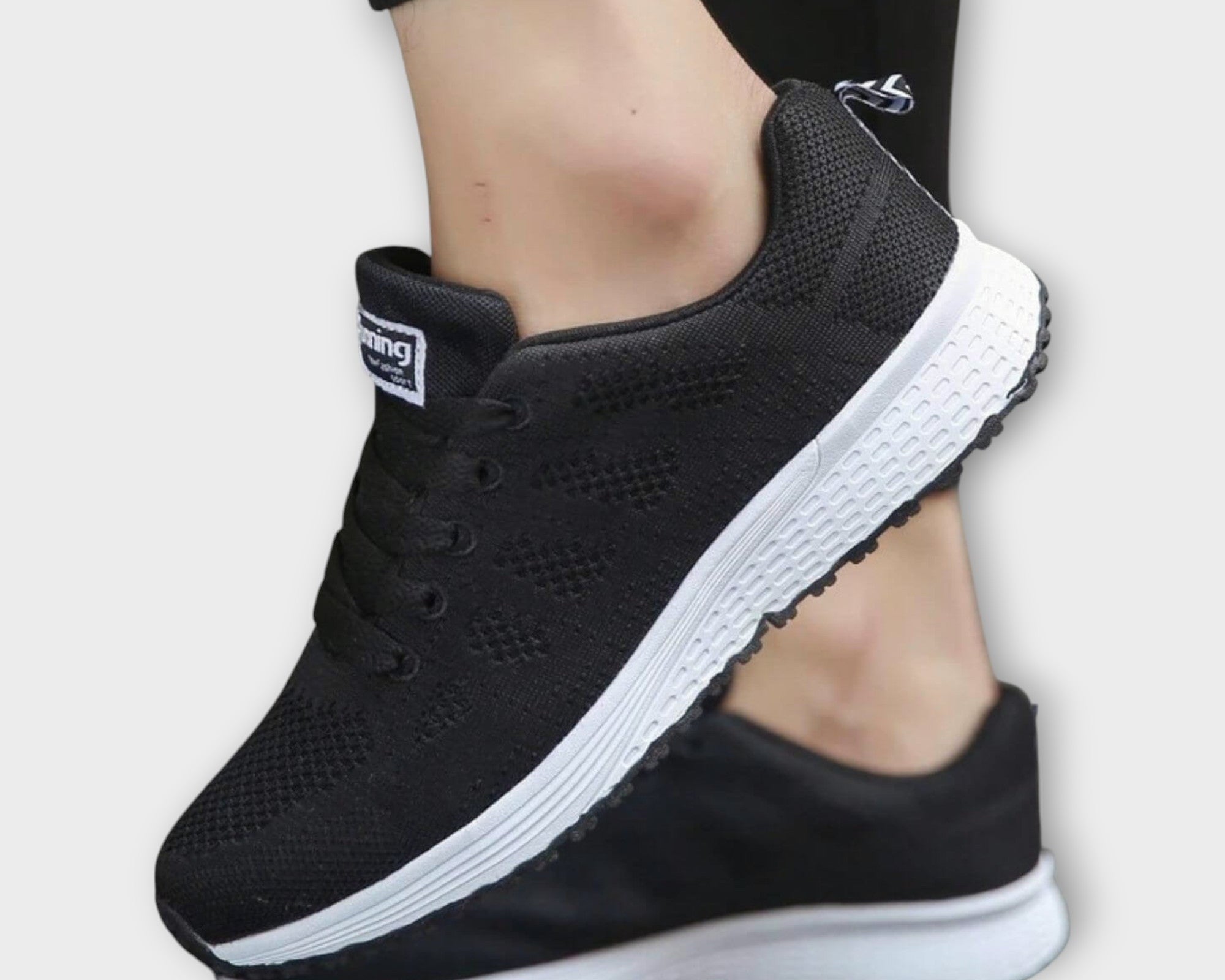 Sportovní boty pletené s protiskluzovou podrážkou