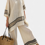 Souprava Středomoří Daisy z bensového lnu s elegantními červenými a zelenými pruhy