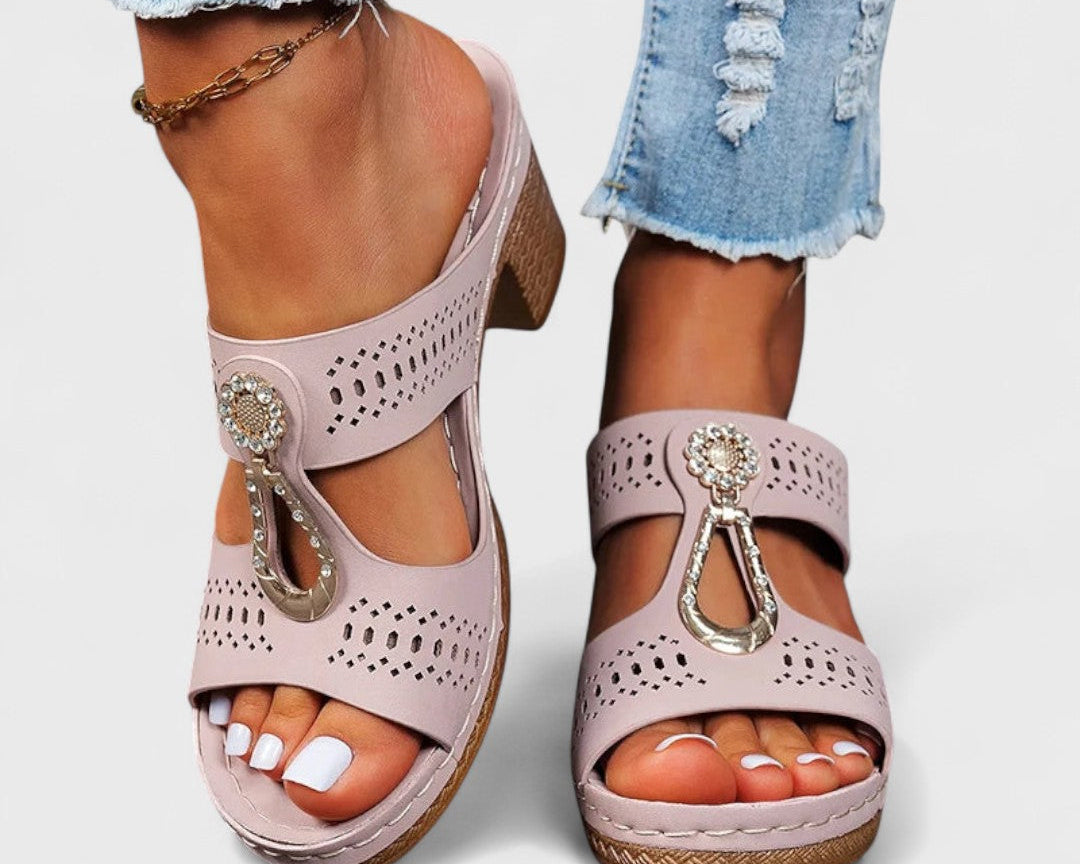 Vlasta - Elegantní a Pohodlné Ortopedické Sandály