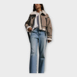 Kožená zadek s podšívkou a paskem 