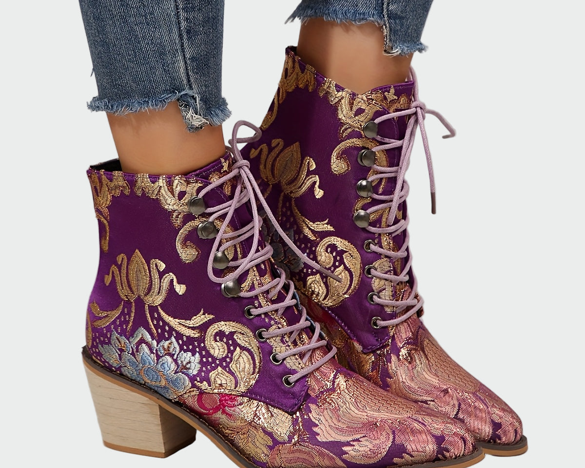 Kožené boty s květinami