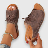 Saskia – Sandály s vintage stylusem