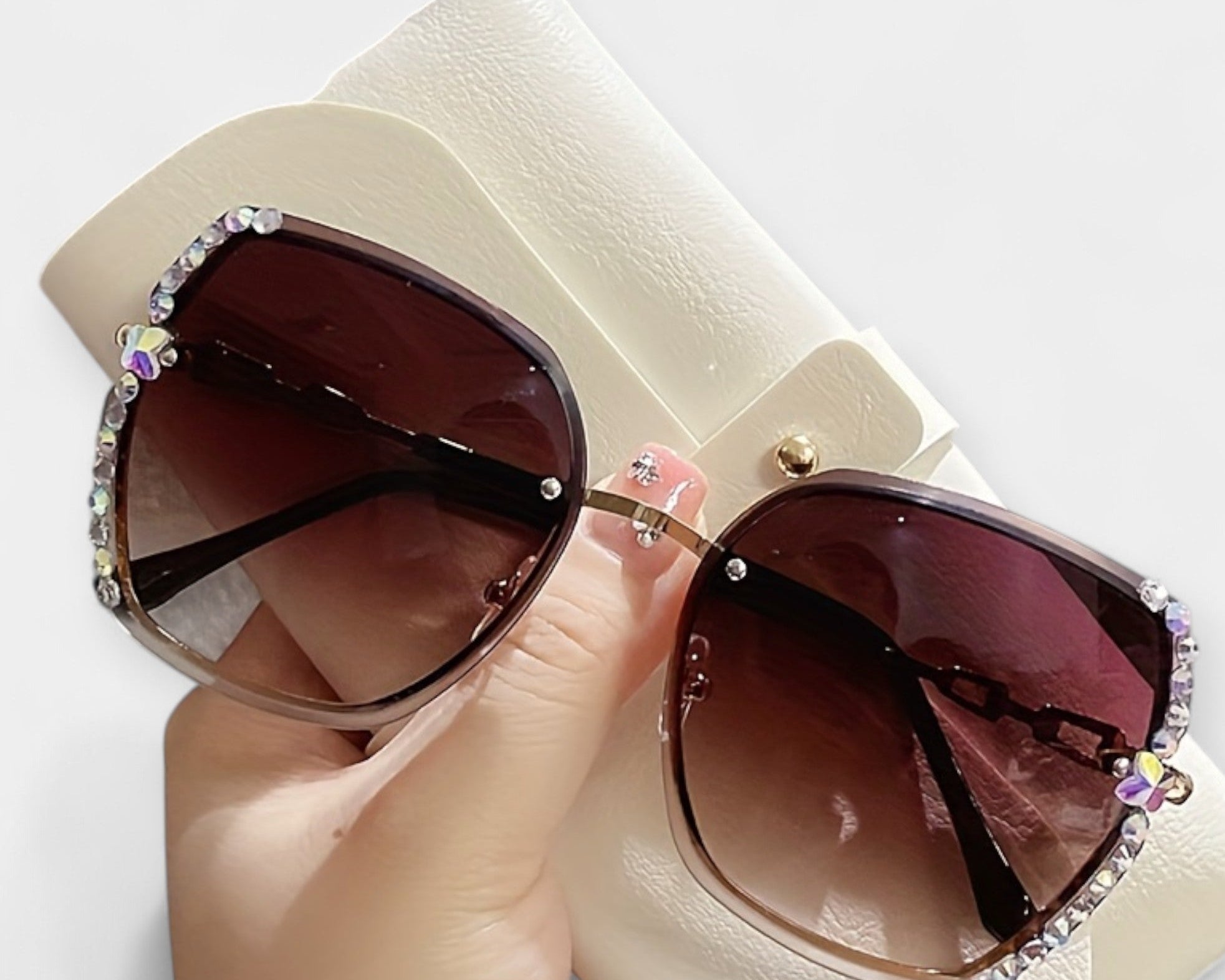 Dámské brýle s gradientním efektem