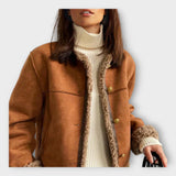 Elegantní kožená ass s teplou podšívkou a nadčasovým stylem 