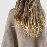 Elise - Krátká zadek s elegantními rozšířenými rukávy